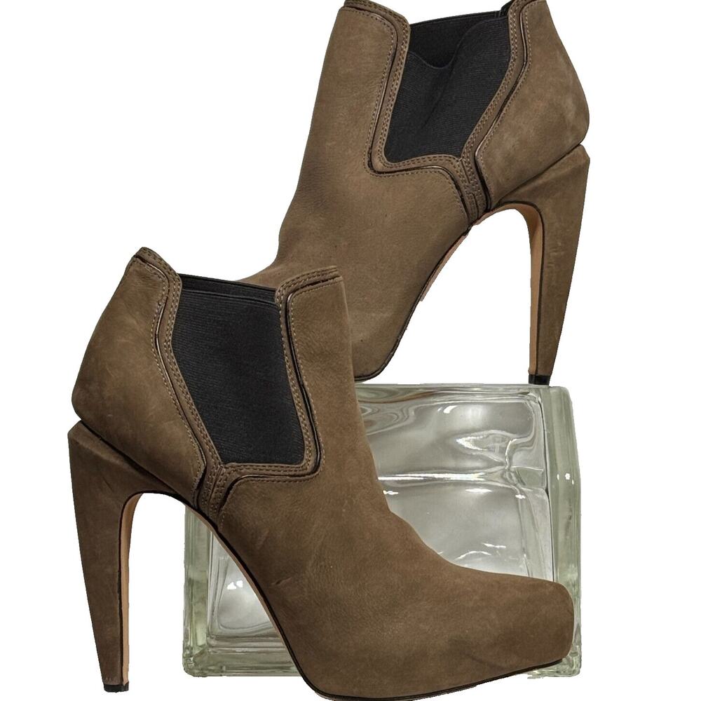 Circus Sam Edelman Karissa Faux Suede Platform Bootie 10